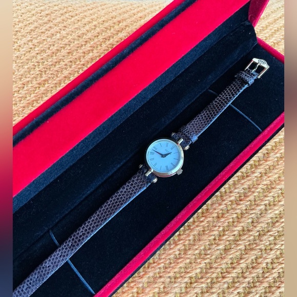 Ladies GUCCI SHERRY LINE watch❤️LOVELY💚❤️🧡 - Picture 12 of 12